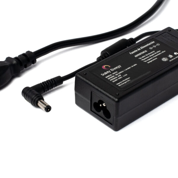 Cargador Para Notebook Lenovo 19v 3.42a 65w Pin: 5.5x2.5mm